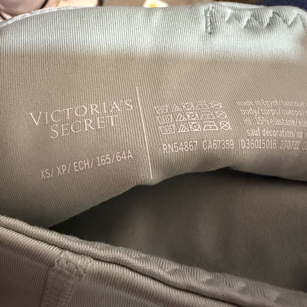 Victoria’s Secret Women’s XS NWT Sage High Rise Pocket Leggings Workout Yoga - Picture 6 of 8